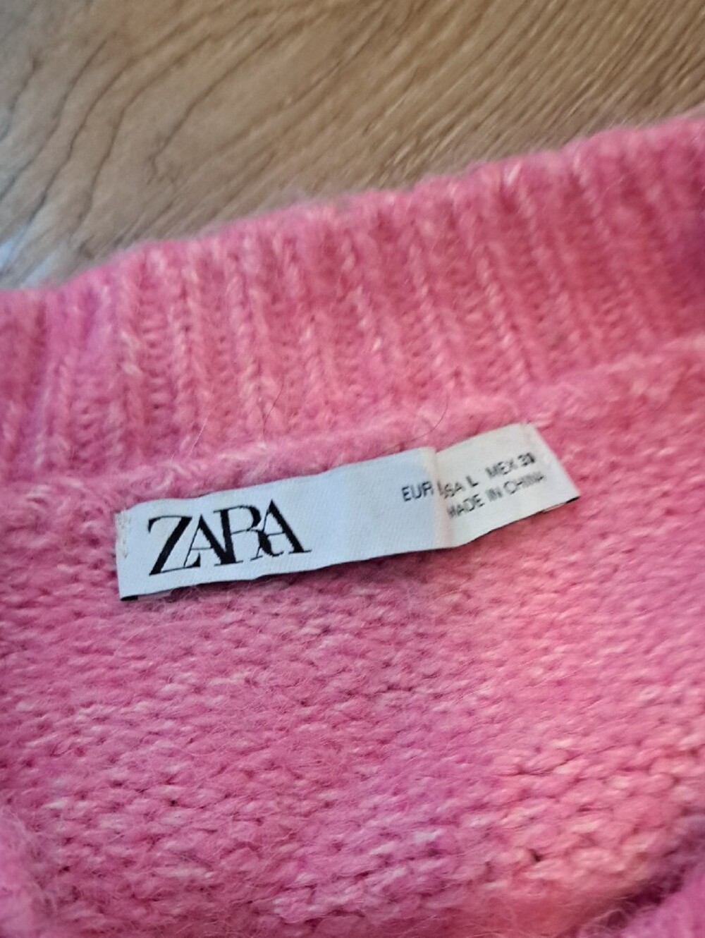 Zara Hot Pink Short Puff-Sleeve Wool Sweater - Picture 3 of 4